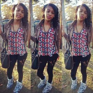 Meet your Posher, Raven